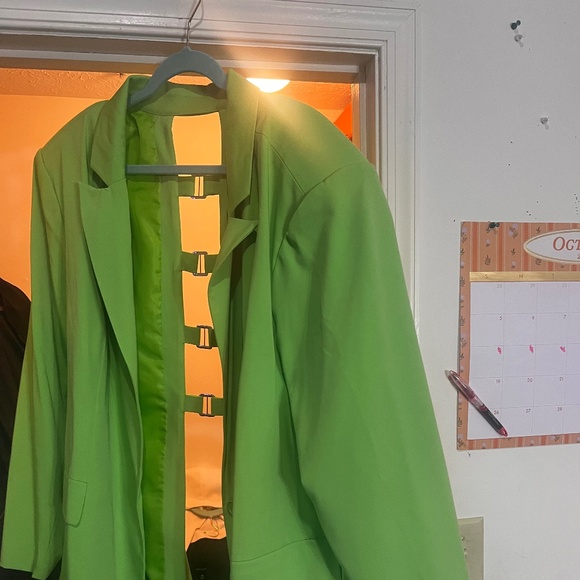 Back-Out Blazer - Picture 1 of 3